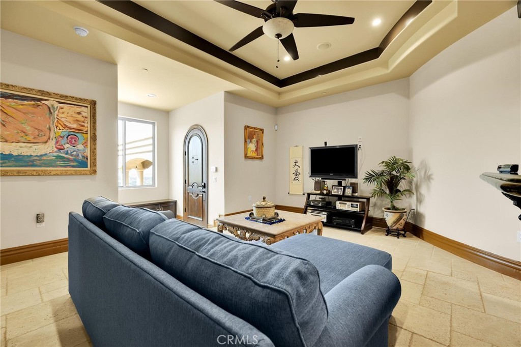 3388 Viewfield Property Photo 44