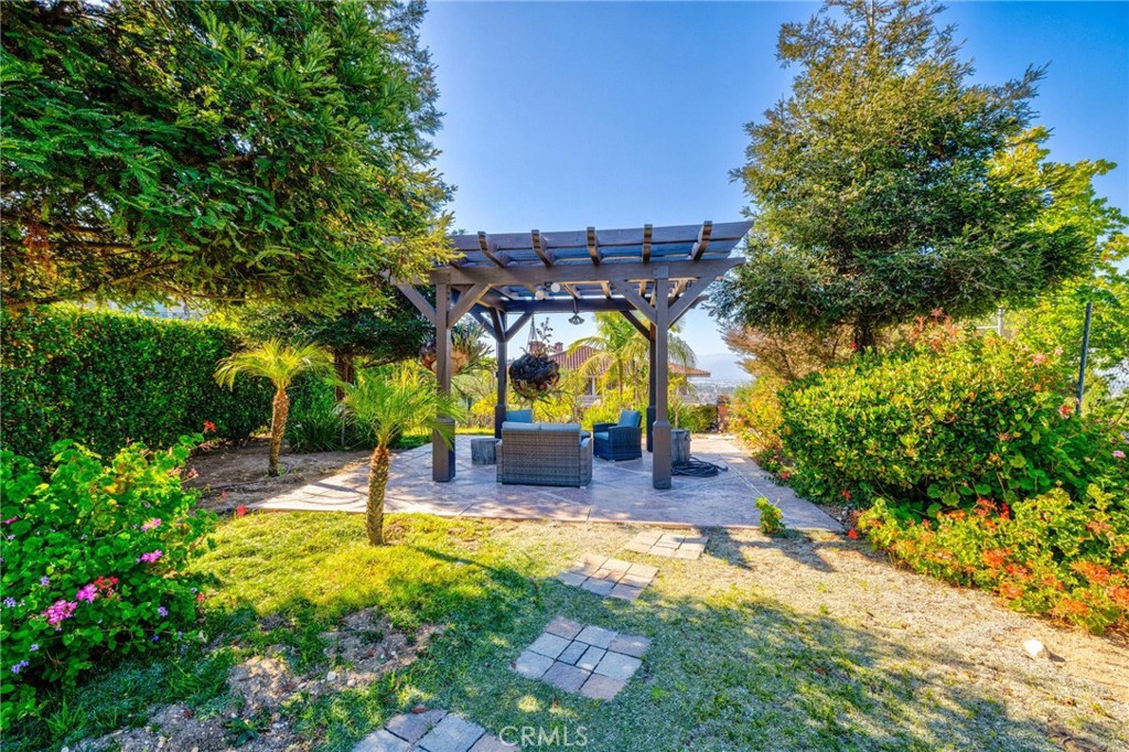 3388 Viewfield Property Photo 62