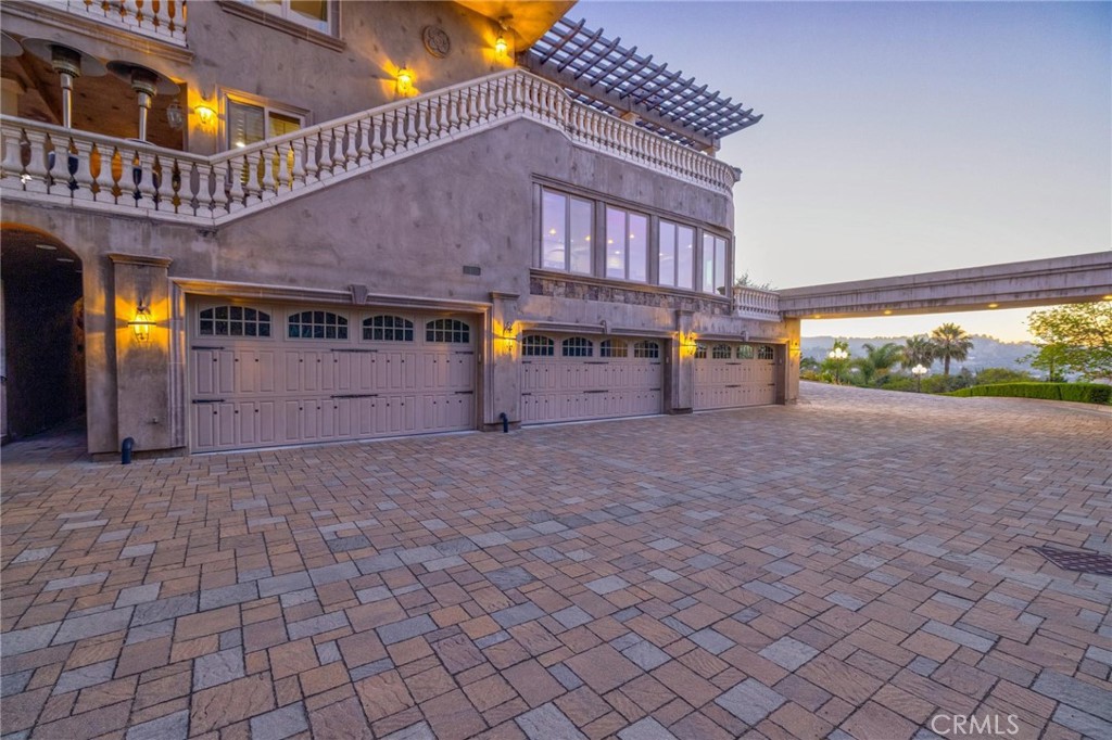 3388 Viewfield Property Photo 66