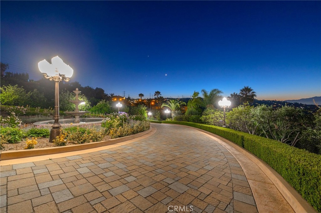 3388 Viewfield Property Photo 67