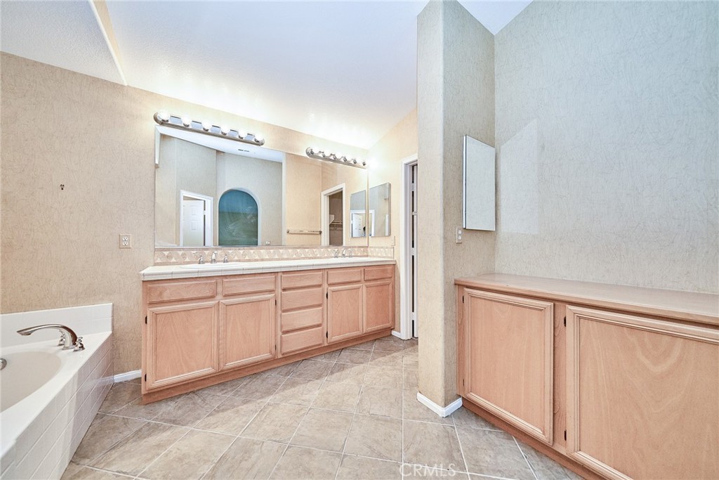 1172 Sandy Nook Property Photo 29