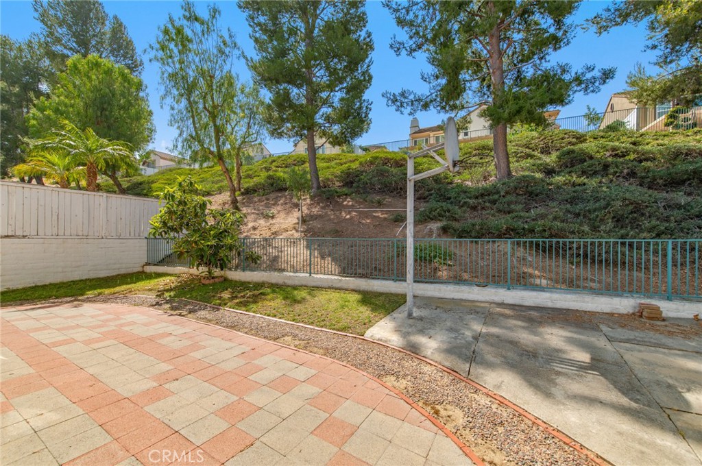 18820 Leesbury Property Photo 49