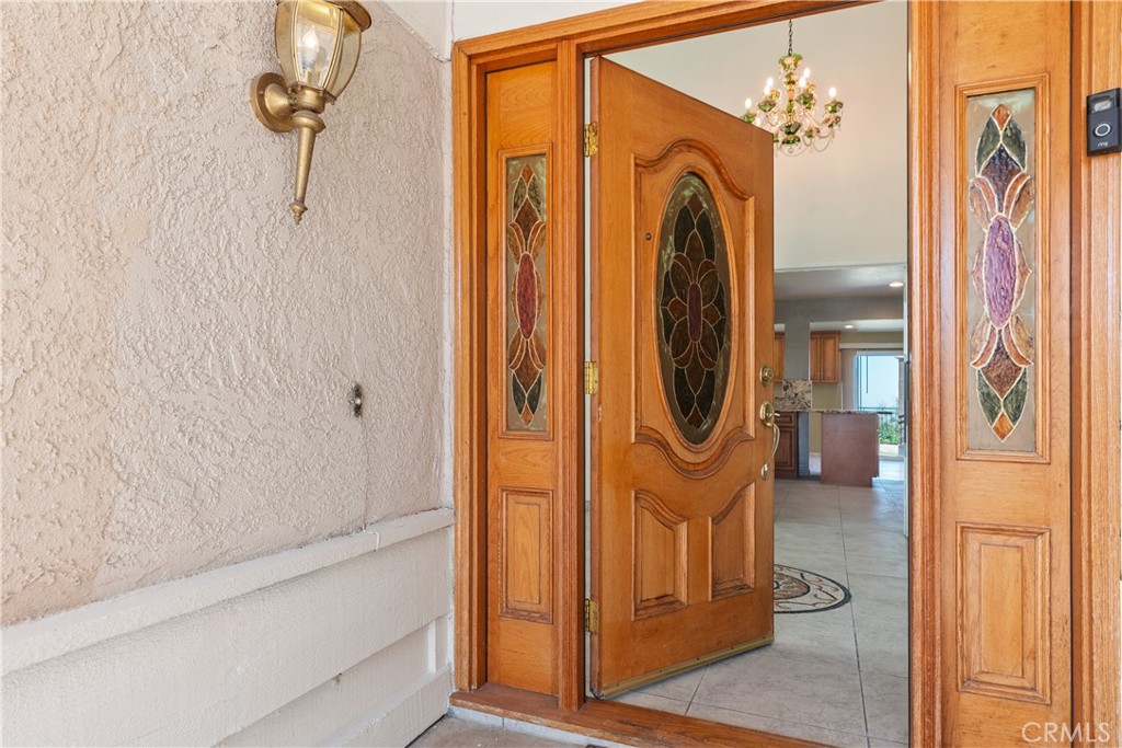 986 Calle Primavera Property Photo 2