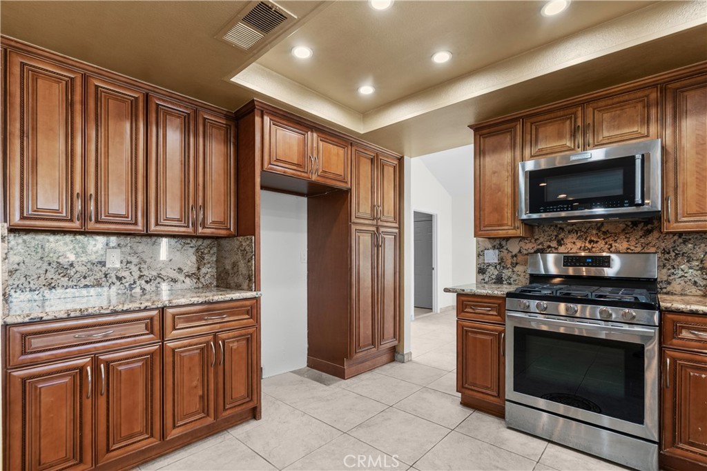 986 Calle Primavera Property Photo 13