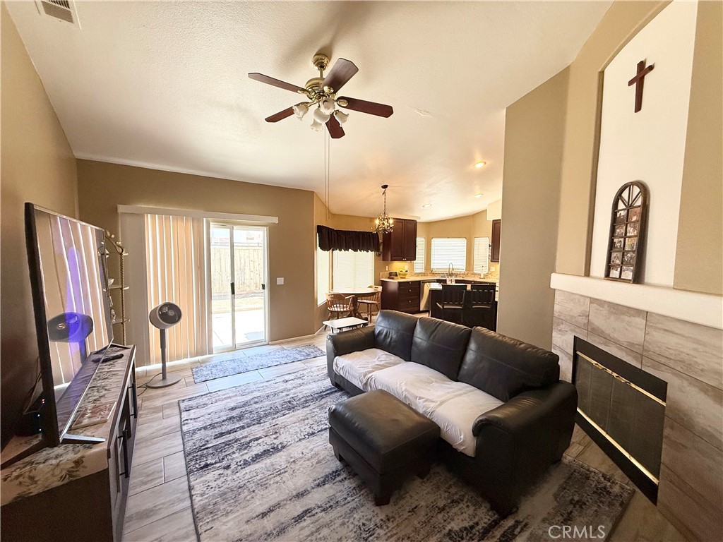 1046 Sycamore Property Photo 10