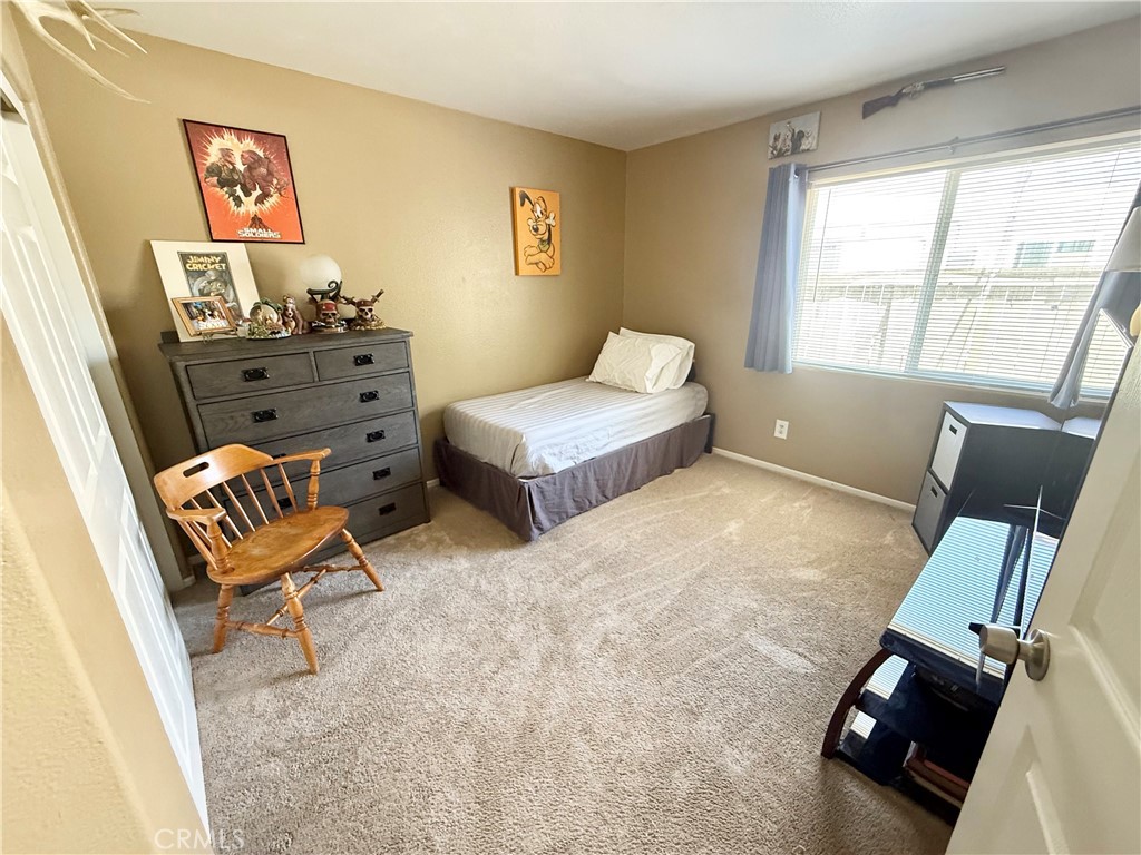 1046 Sycamore Property Photo 18