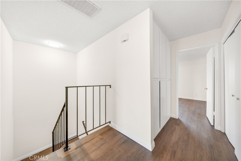 5133 Tyler D Property Photo 18