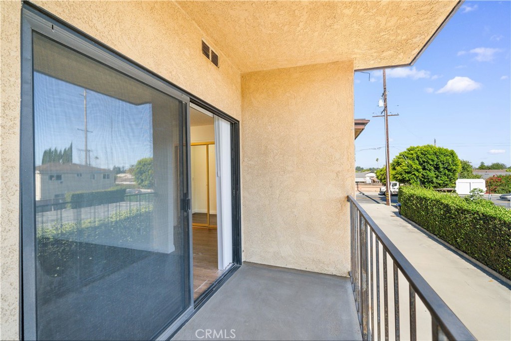 5133 Tyler D Property Photo 24