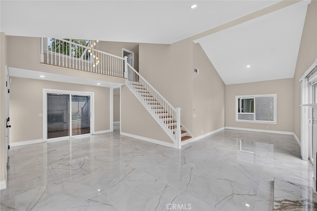 61 Sparrowhawk Property Photo 2