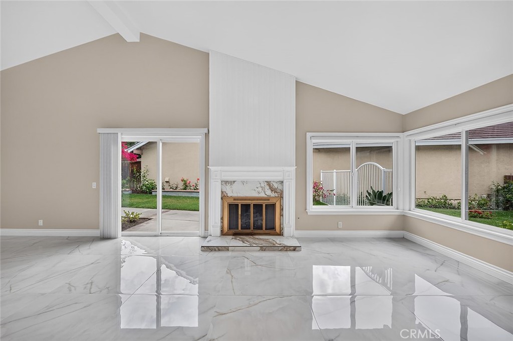 61 Sparrowhawk Property Photo 3