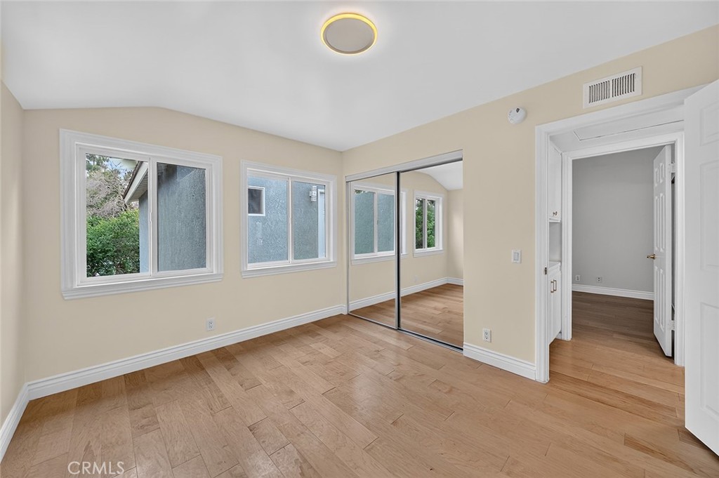 61 Sparrowhawk Property Photo 11