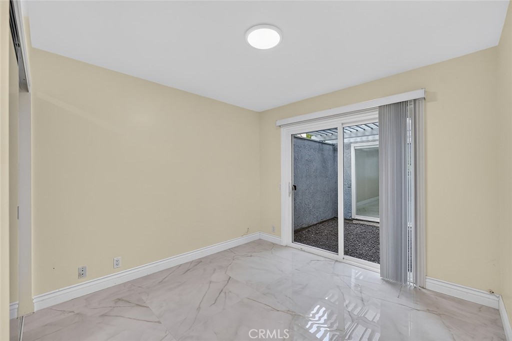 61 Sparrowhawk Property Photo 12