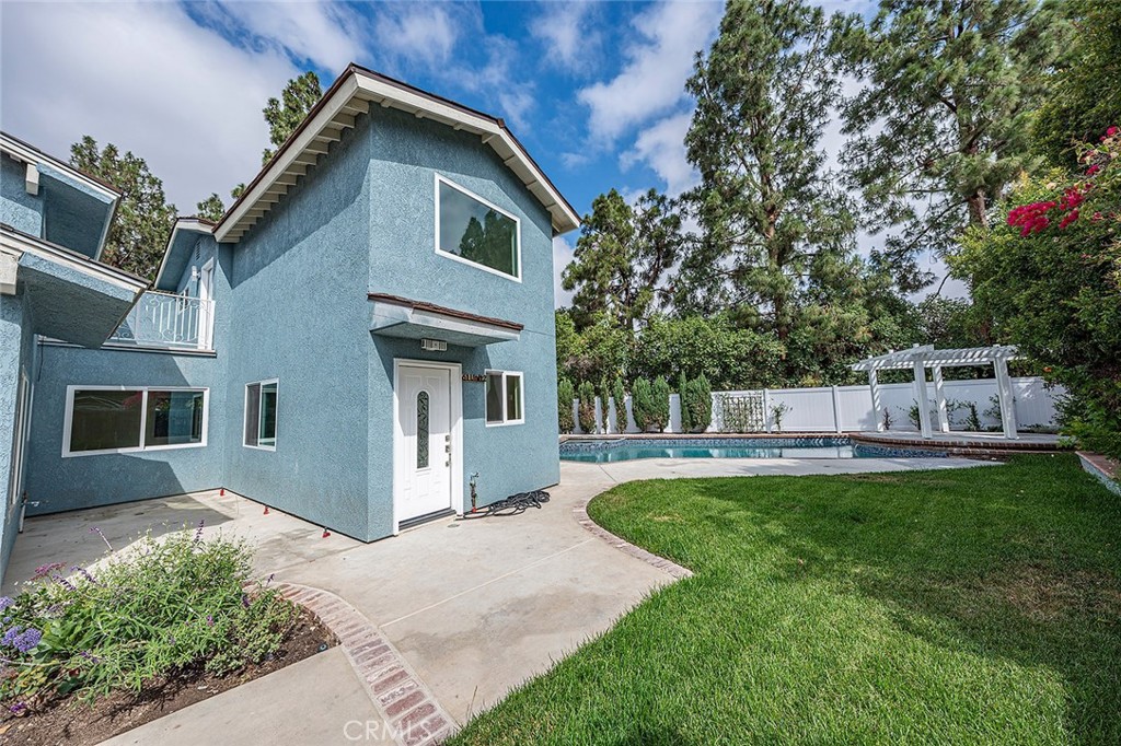 61 Sparrowhawk Property Photo 23