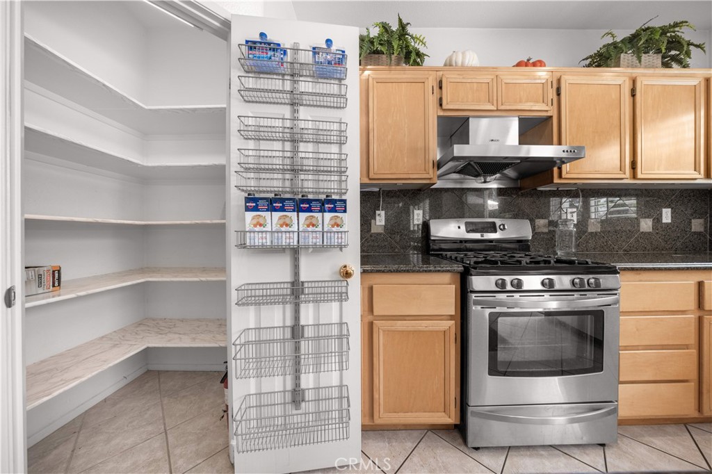 26 Appleglen Property Photo 10
