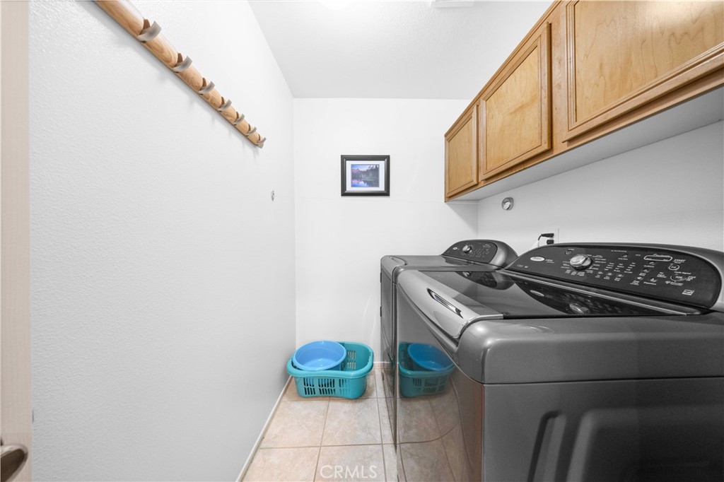 26 Appleglen Property Photo 28
