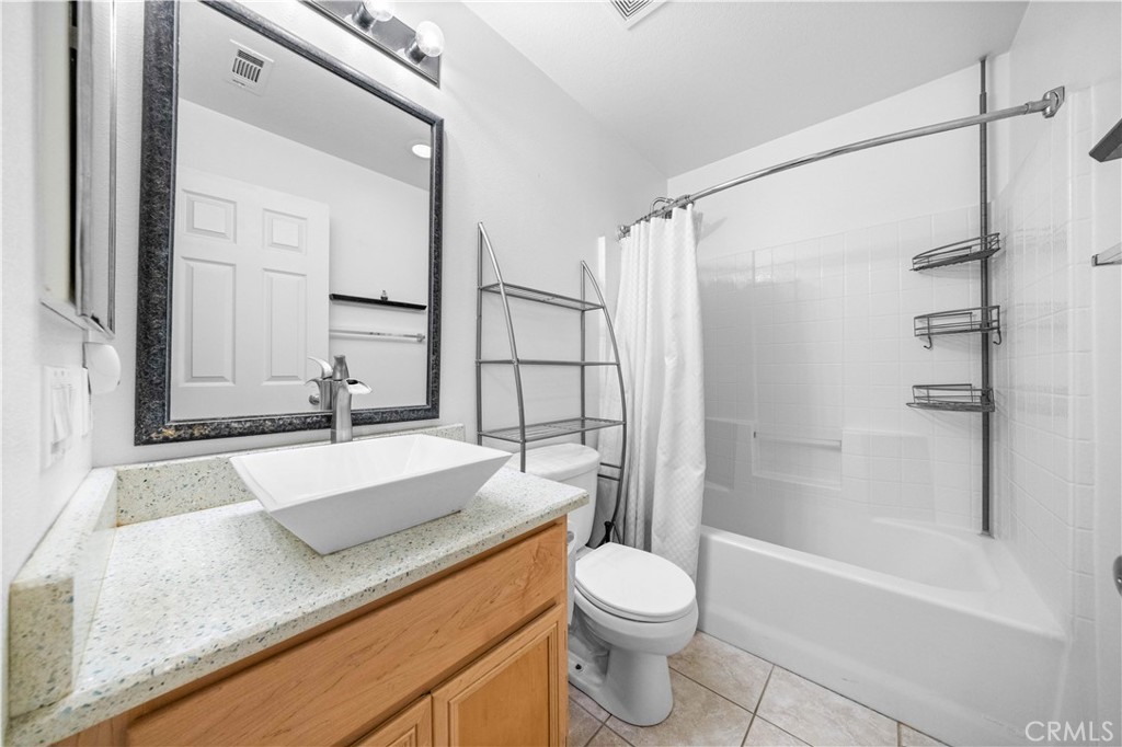 26 Appleglen Property Photo 30