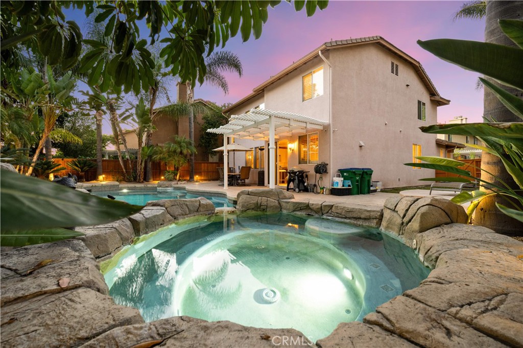 26 Appleglen Property Photo 32