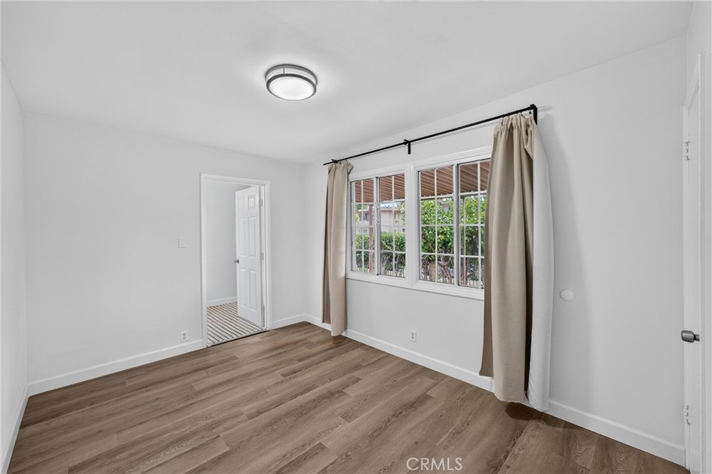 300 N Marengo Ave Property Photo 26