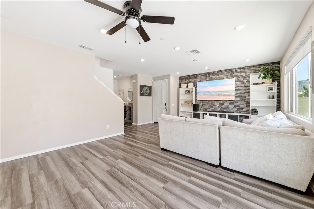 29133 Gardenia Property Photo 6