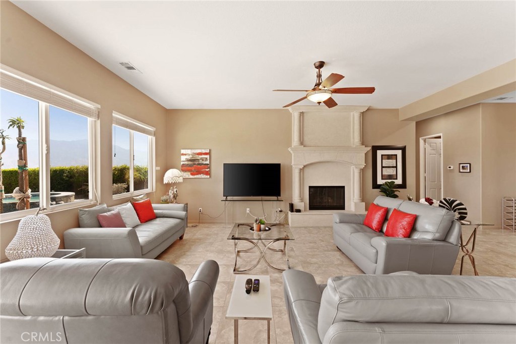 68425 Panorama Property Photo 2