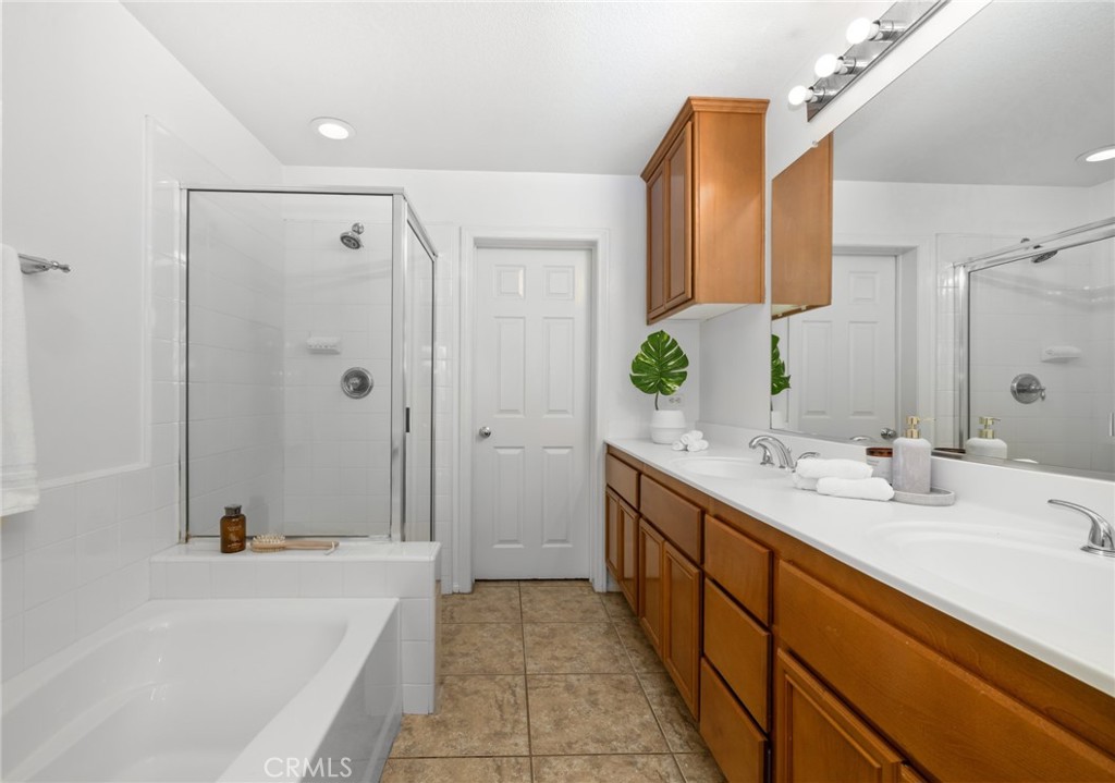 1556 Ledgestone Lane Property Photo 22