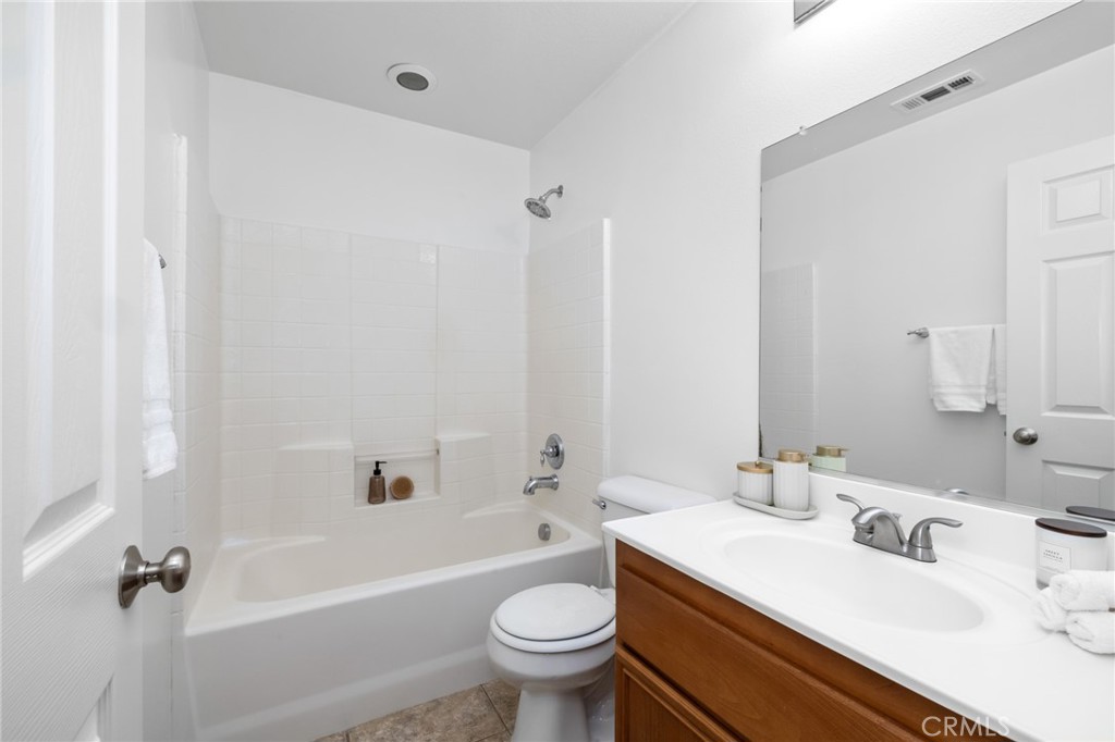 1556 Ledgestone Lane Property Photo 27