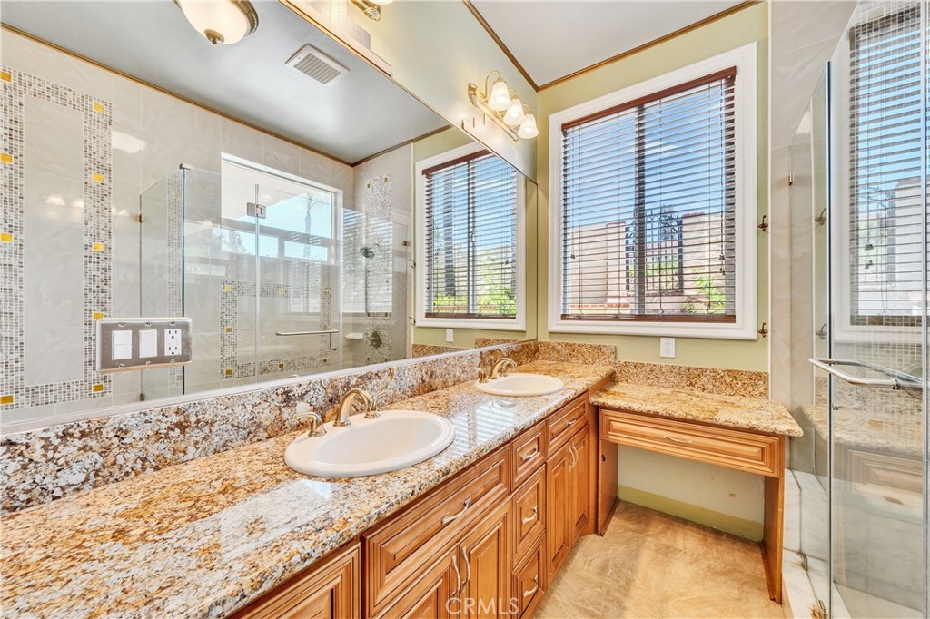 20128 Candleflame Court Property Photo 9