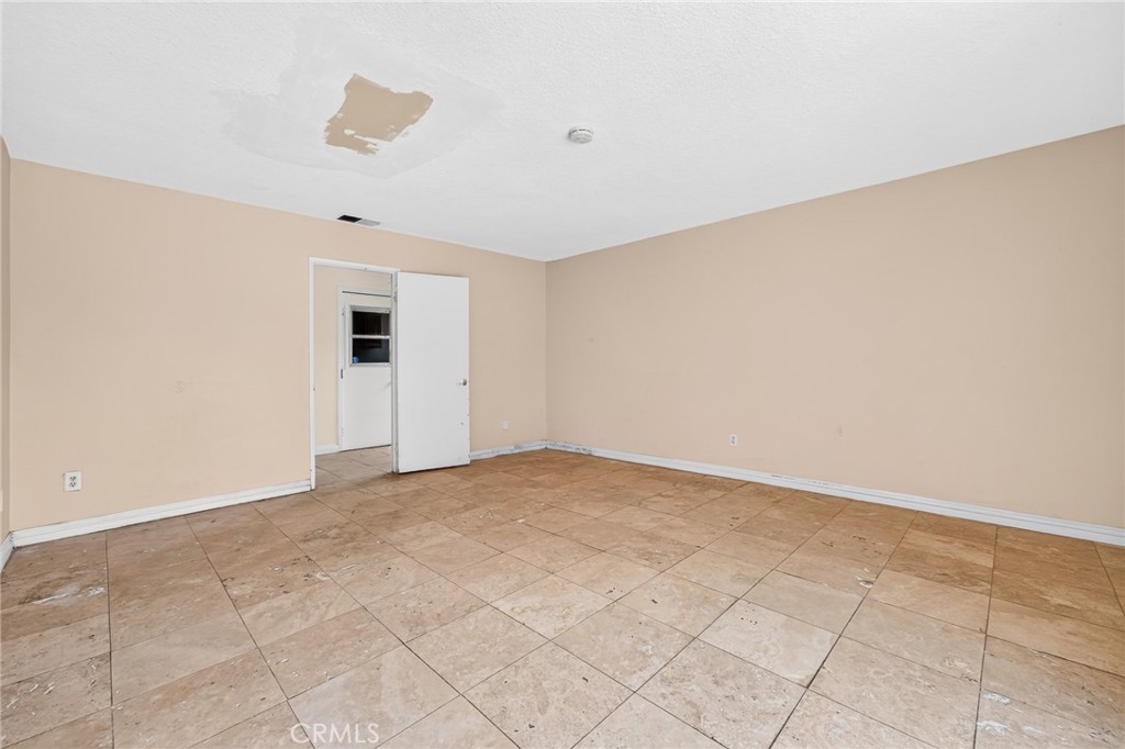 3947 Jose Court Property Photo 11