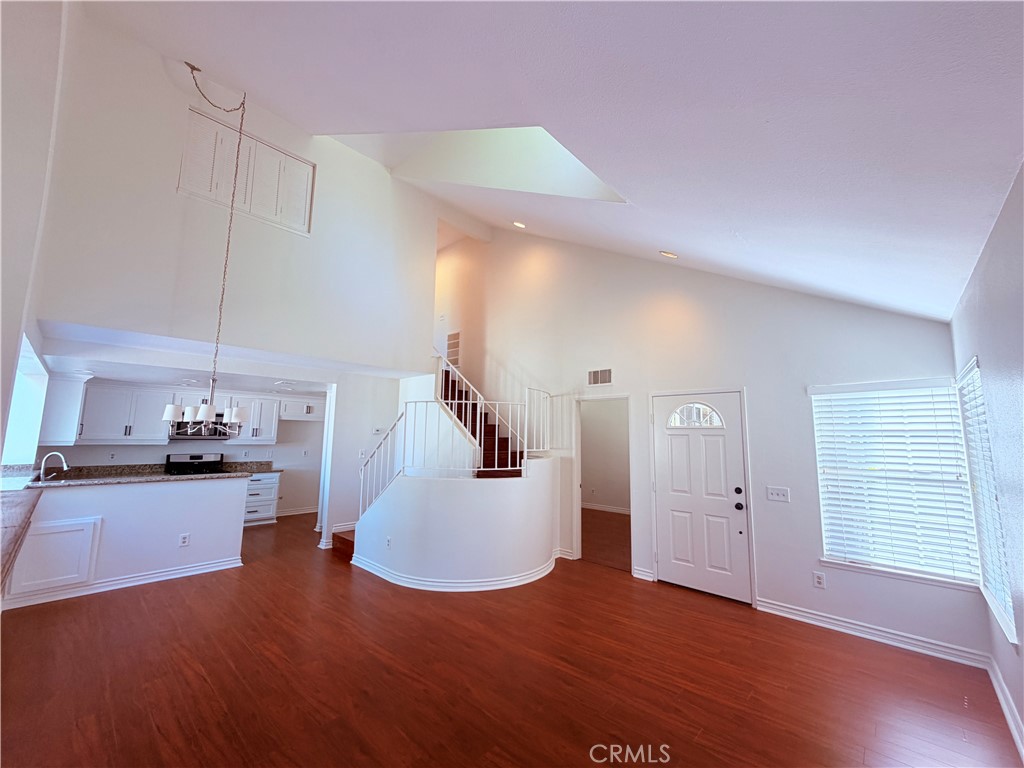 20751 E Crest Property Photo 3