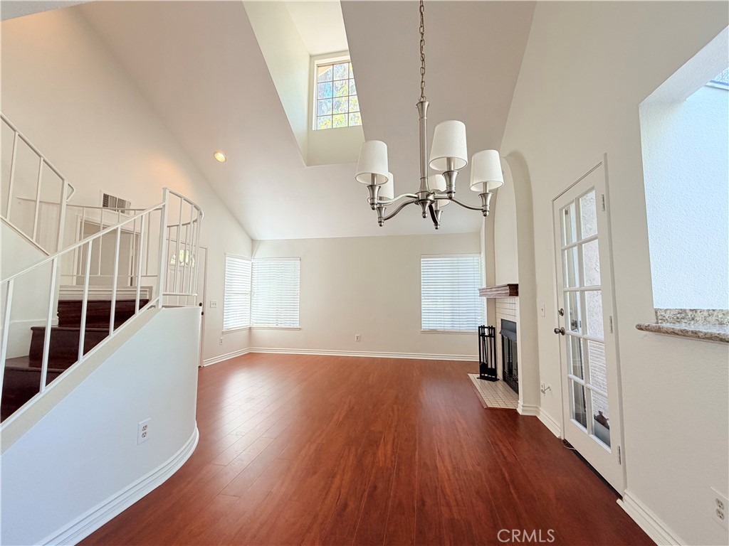 20751 E Crest Property Photo 4