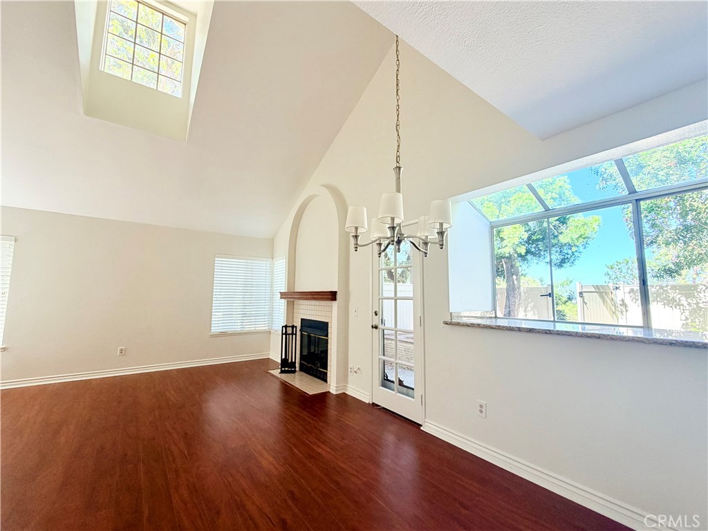 20751 E Crest Property Photo 5