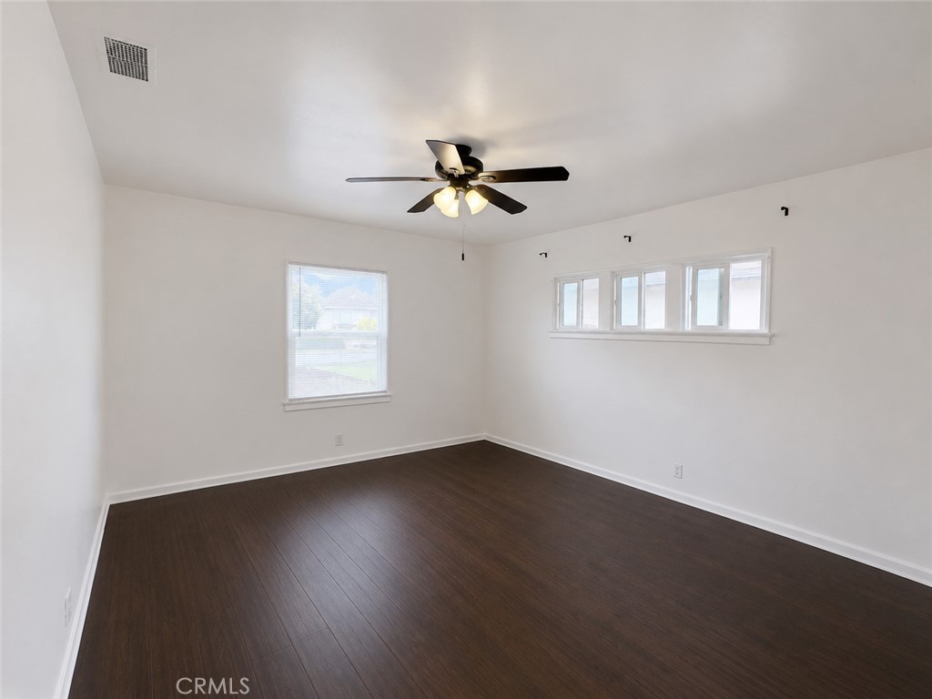 836 E Whitcomb Property Photo 14