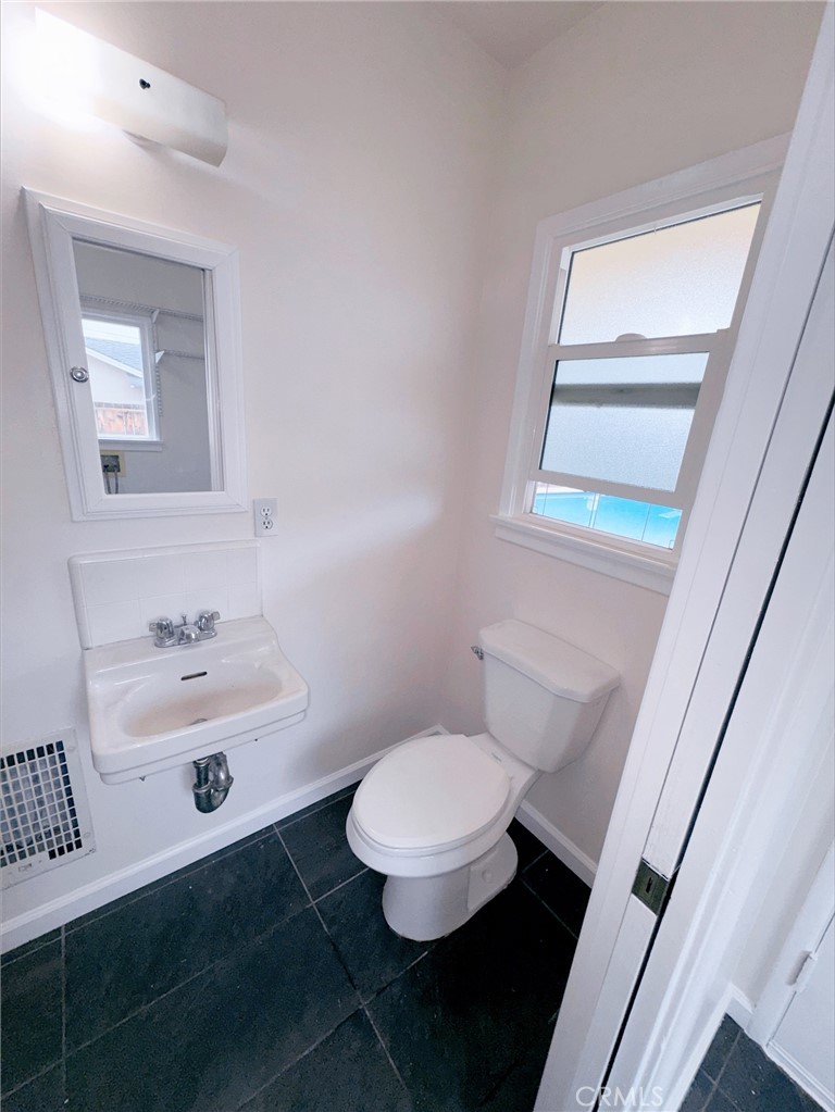 836 E Whitcomb Property Photo 20
