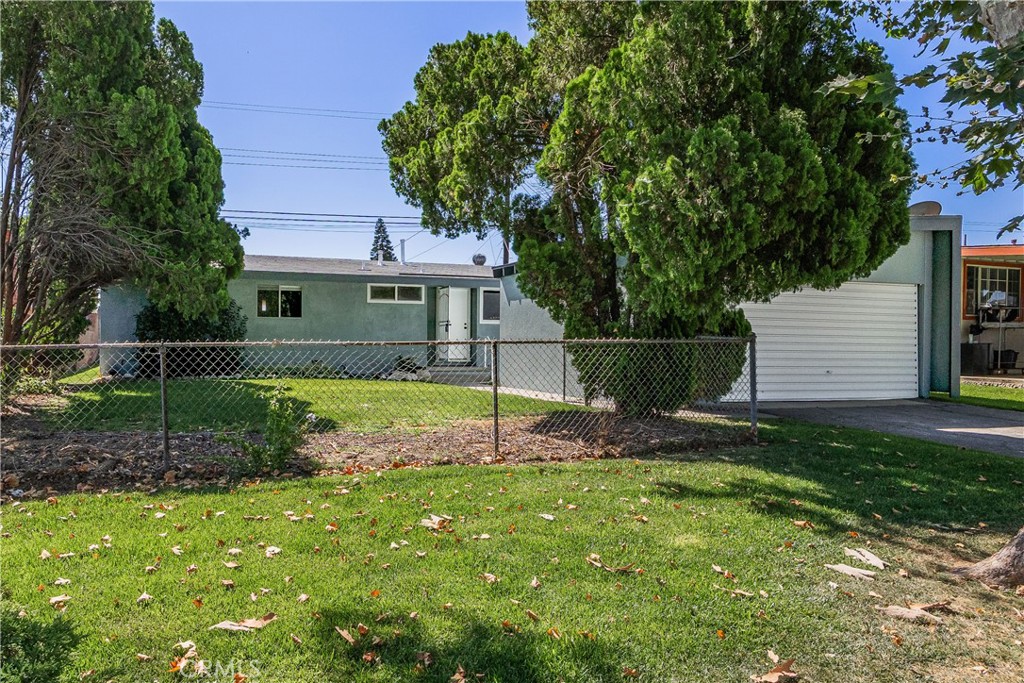 1614 Charlemont Avenue Property Photo 1
