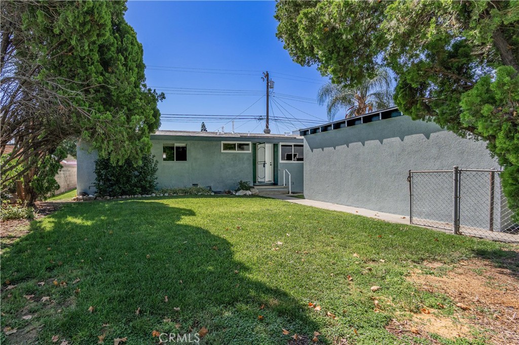 1614 Charlemont Avenue Property Photo 2
