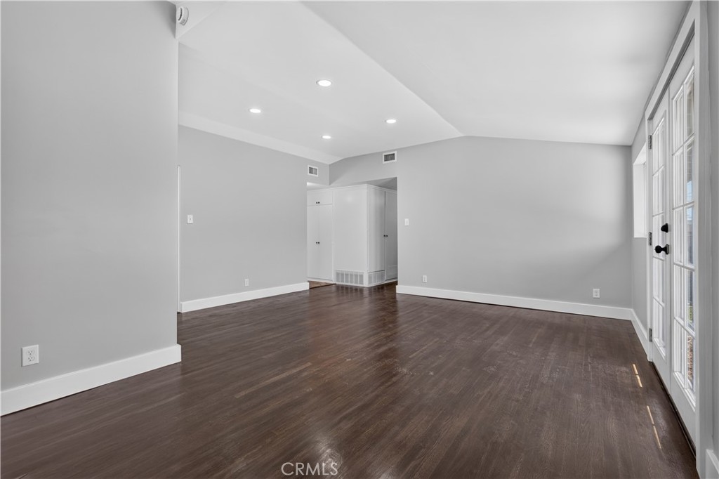 1614 Charlemont Avenue Property Photo 9