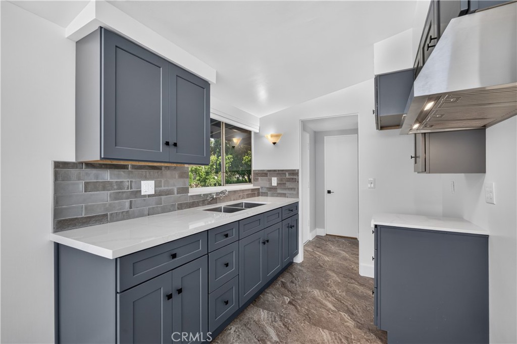 1614 Charlemont Avenue Property Photo 11