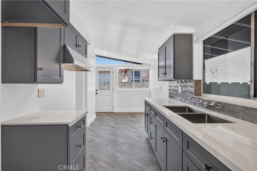 1614 Charlemont Avenue Property Photo 13