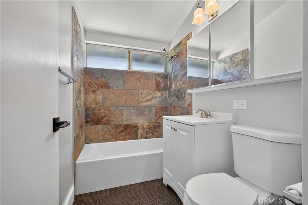1614 Charlemont Avenue Property Photo 18