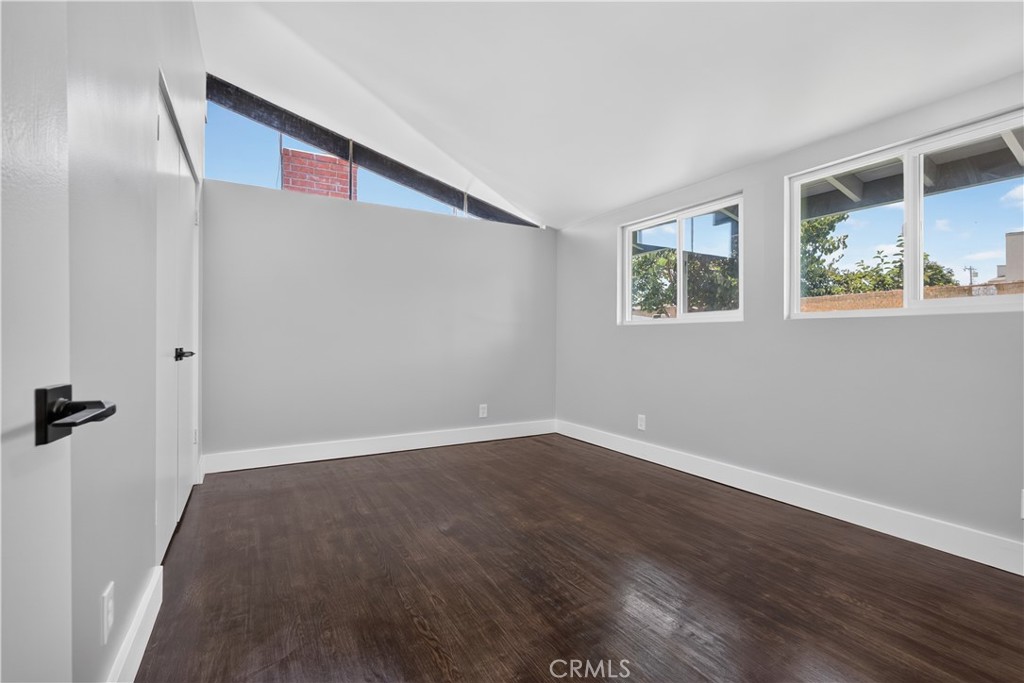1614 Charlemont Avenue Property Photo 19