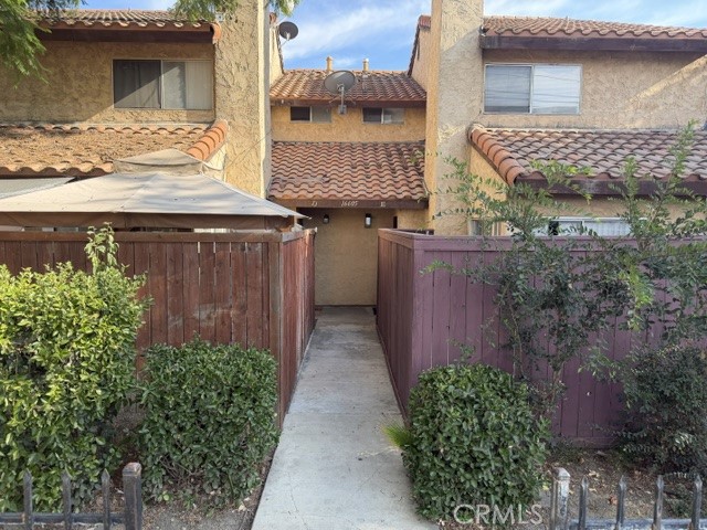 16605 Upland Ave E Property Photo 1