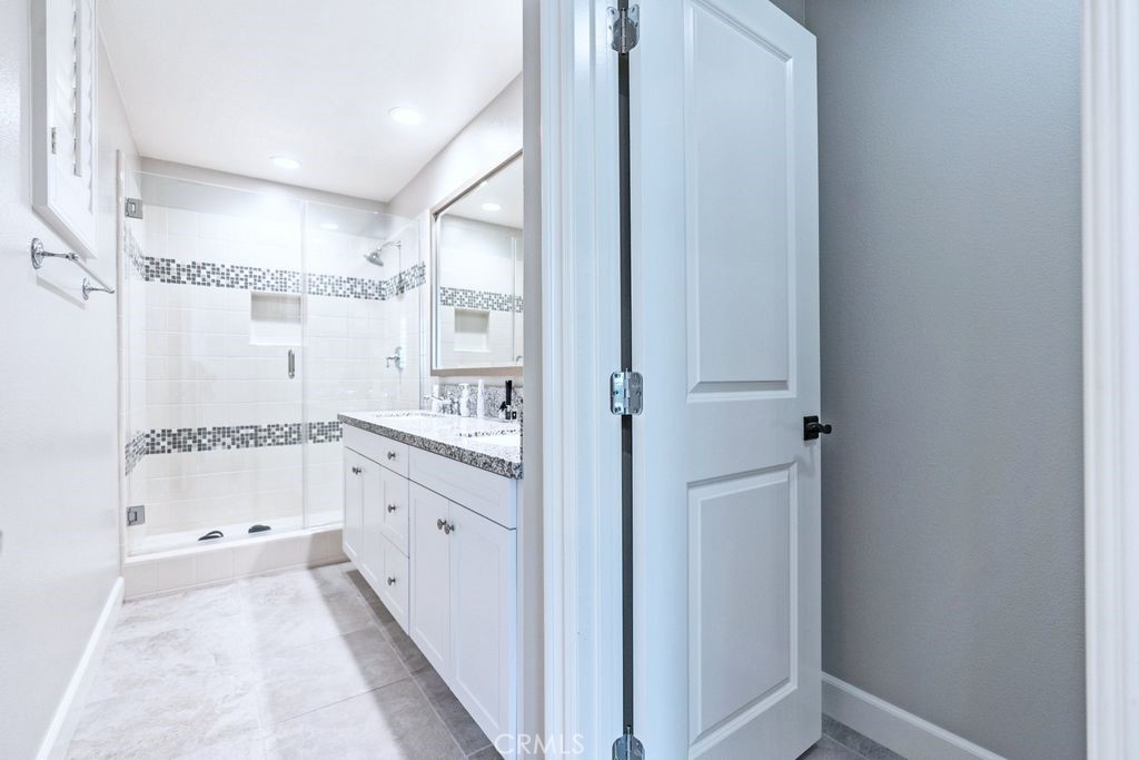 16635 Flint Hollow Place Property Photo 5