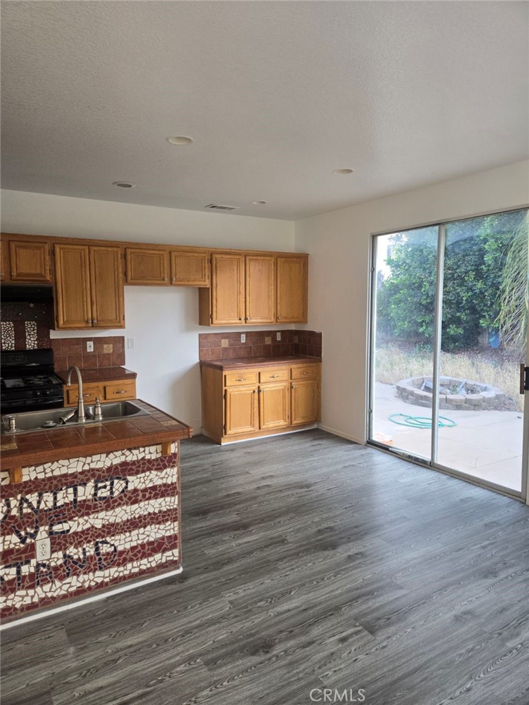 421 Steiner Property Photo 6