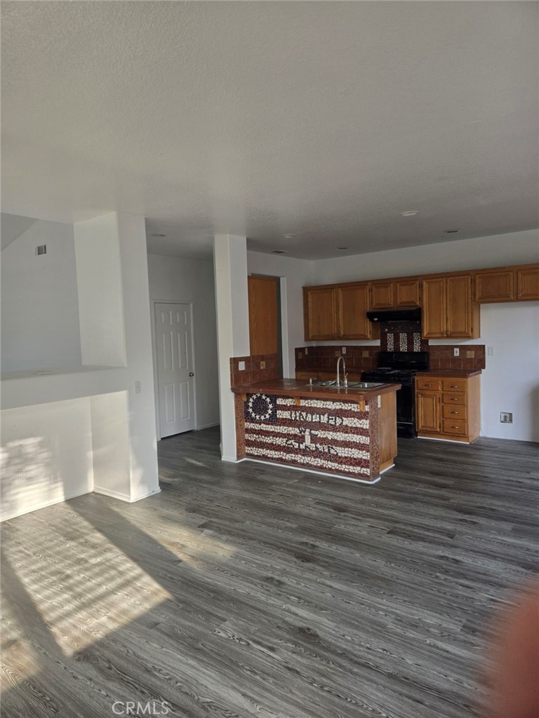 421 Steiner Property Photo 7