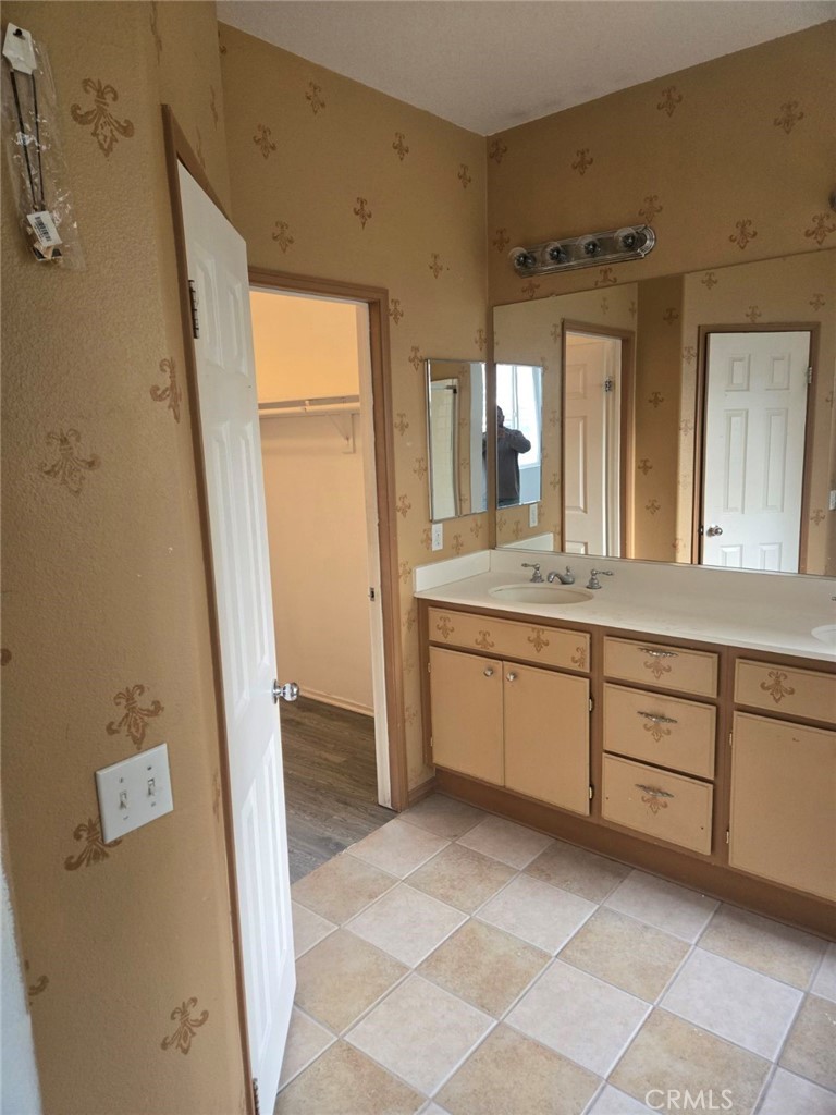 421 Steiner Property Photo 12