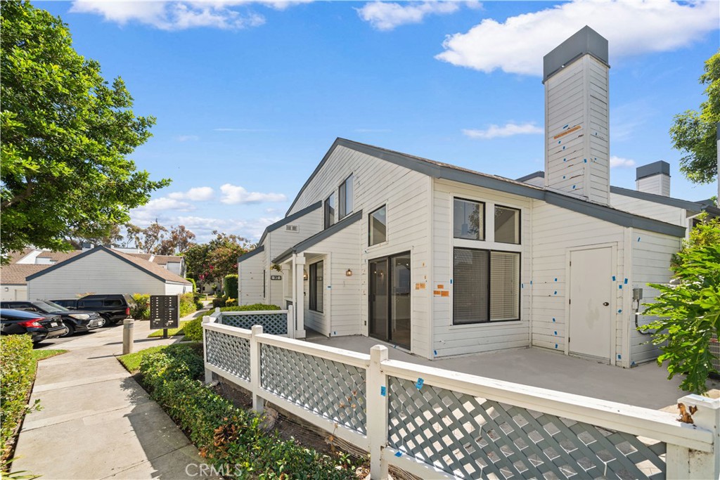97 Fallingstar 56 Property Photo 4