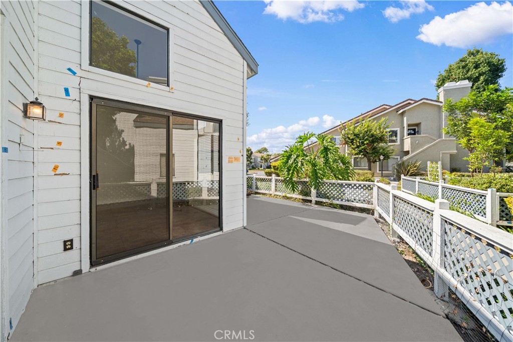 97 Fallingstar 56 Property Photo 5