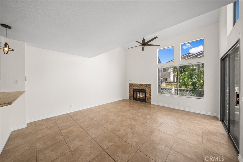 97 Fallingstar 56 Property Photo 12