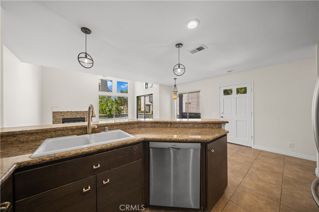 97 Fallingstar 56 Property Photo 18