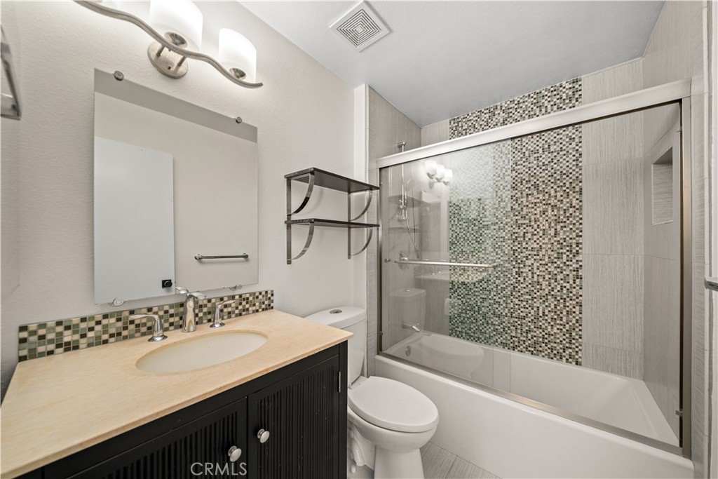 97 Fallingstar 56 Property Photo 31